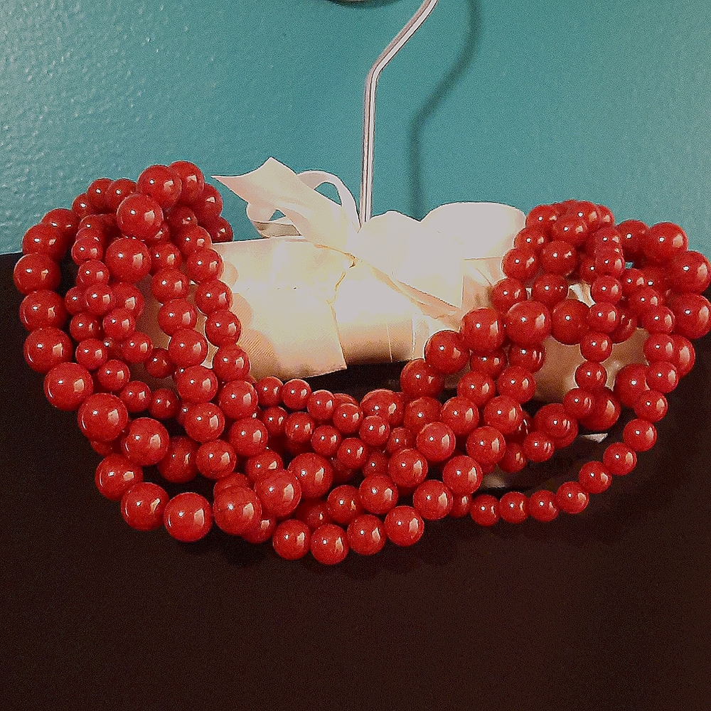 Adjustable collar necklace